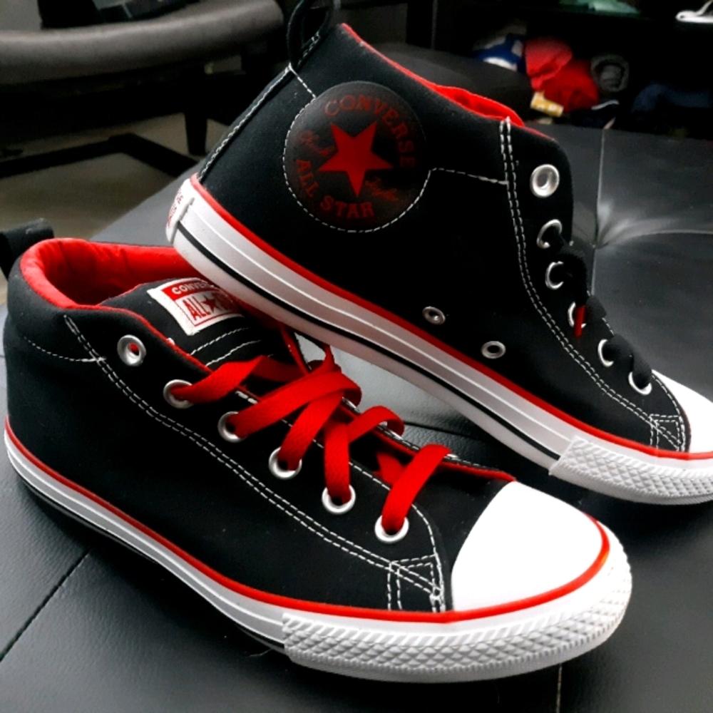 Converse Allstars Boys size 7